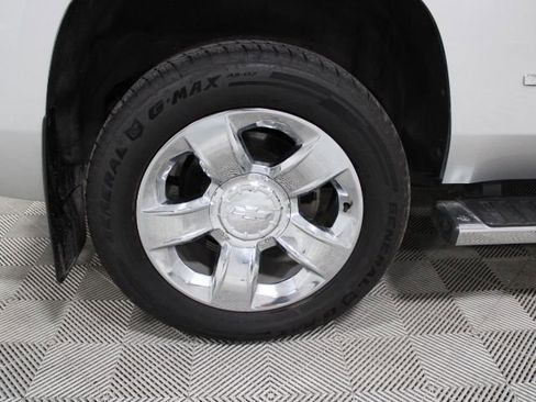 Used 2018 Chevrolet Tahoe LT w/ LT Signature Package image 50