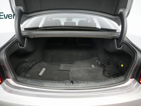 Used 2024 Genesis G80 image 22