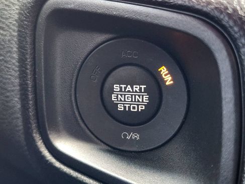 Used 2025 Jeep Wrangler Unlimited Sport AWD/4WD image 21