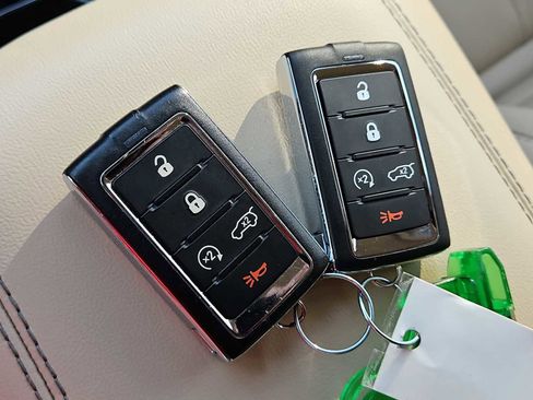 Used 2021 Jeep Grand Cherokee L Limited image 52