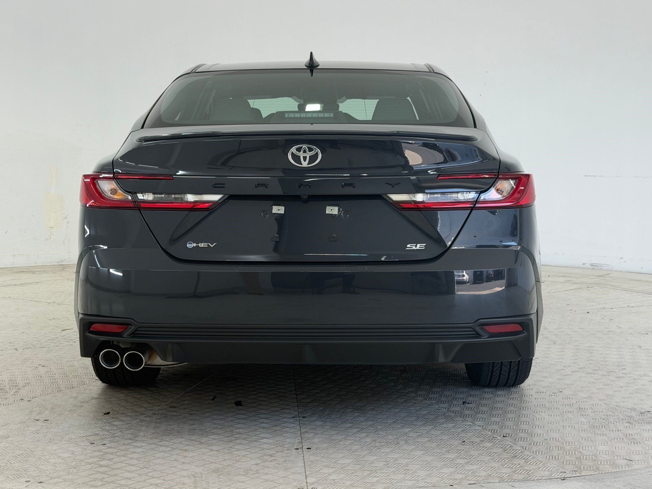Used 2026 Toyota Camry SE w/ Multimedia Upgrade Package FWD image 10
