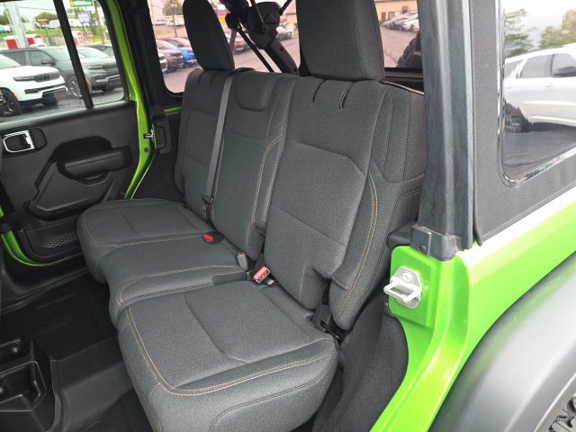 Used 2025 Jeep Wrangler Unlimited Sport AWD/4WD image 25