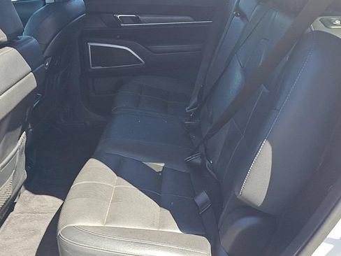 Used 2020 Kia Telluride EX FWD image 13