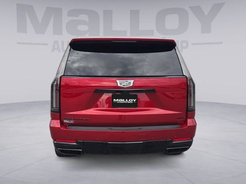 Certified 2026 Cadillac Escalade ESV Platinum Sport w/ LPO, ONYX Package AWD/4WD image 4