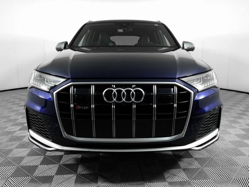 Used 2021 Audi SQ7 Premium Plus w/ Driver Assistance Package image 2
