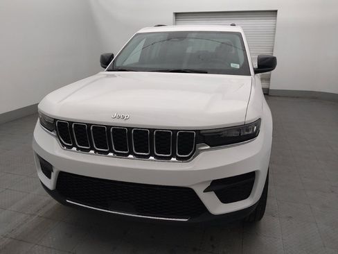 Used 2023 Jeep Grand Cherokee Laredo RWD image 15