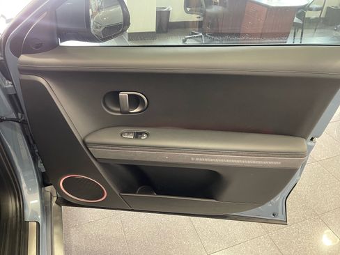 Used 2025 Hyundai Ioniq 5 Limited RWD image 35