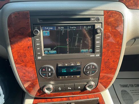 Used 2010 Chevrolet Suburban LTZ image 13