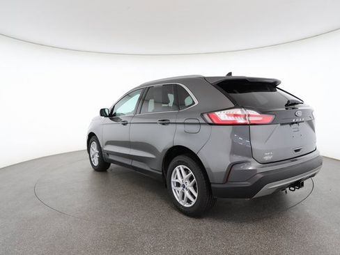 Used 2022 Ford Edge SEL w/ Convenience Package image 11