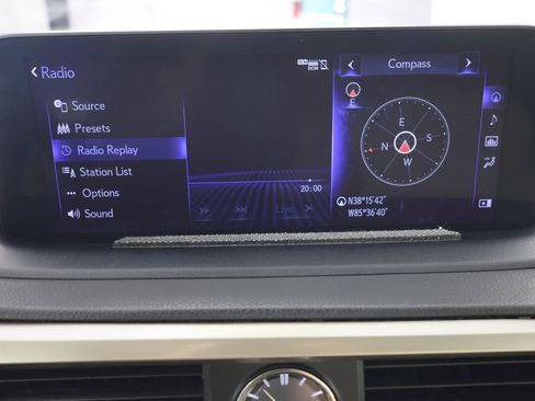 Used 2021 Lexus RX 450h AWD w/ Luxury Package image 15
