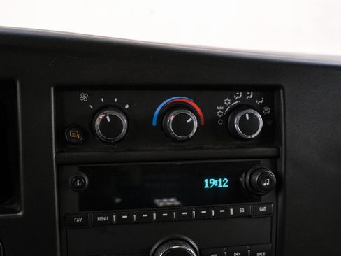 Used 2021 Chevrolet Express 2500 w/ Driver Convenience Package image 19