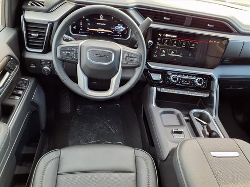 New 2026 GMC Sierra 2500 Denali w/ Denali Reserve Package image 3