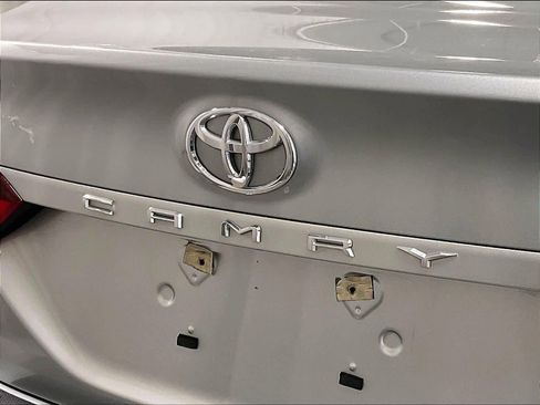 Used 2023 Toyota Camry LE image 27