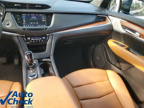 Certified 2024 Cadillac XT5 Premium Luxury w/ Technology Package FWD image 16