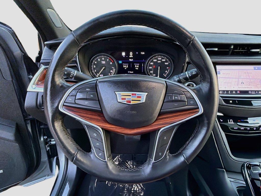 Used 2024 Cadillac XT5 Premium Luxury w/ Technology Package FWD image 10