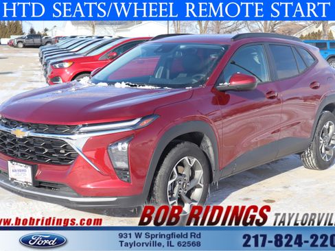 Used 2025 Chevrolet Trax LT w/ LT Convenience Package image 1