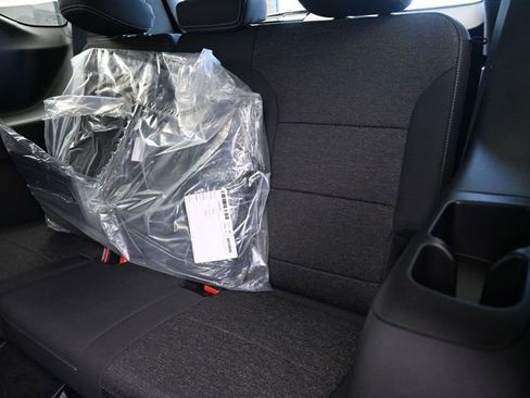 New 2026 Chevrolet Traverse LT w/ LPO, Floor Liner Package image 17