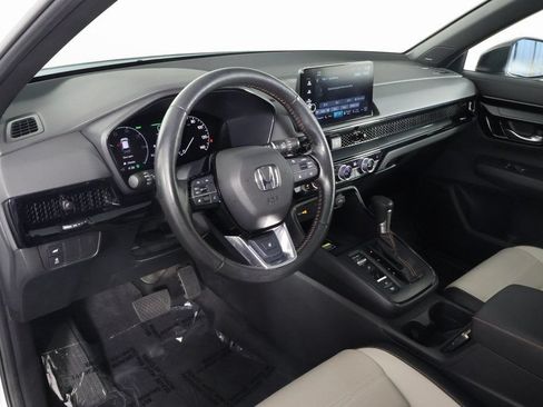Used 2024 Honda CR-V Sport Touring image 7