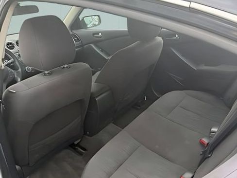 Used 2012 Nissan Altima 2.5 S FWD image 12