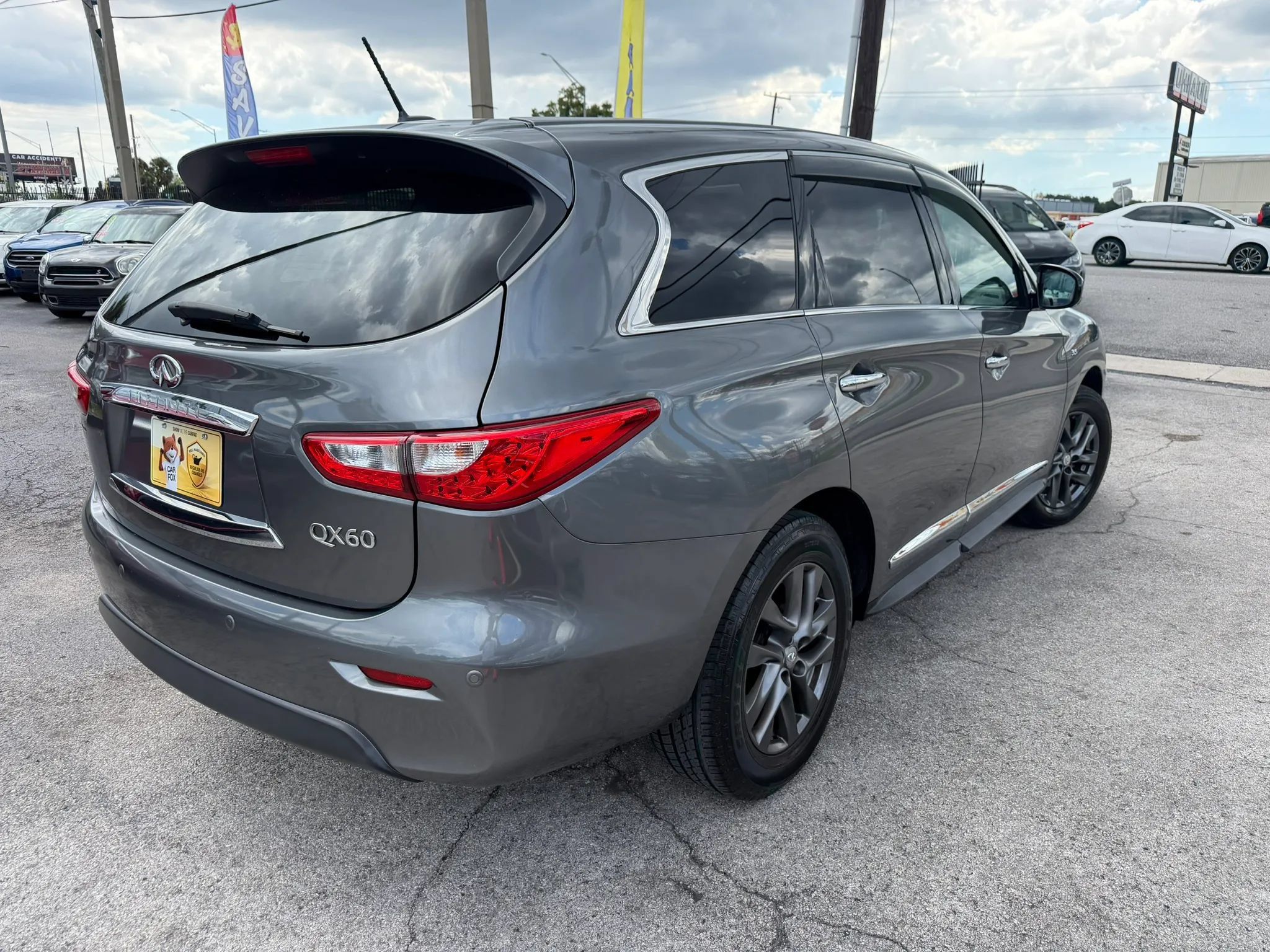 Used 2015 INFINITI QX60 FWD w/ Premium Plus Package image 4