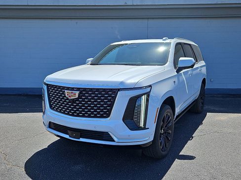 New 2026 Cadillac Escalade Luxury w/ Touring Package image 1