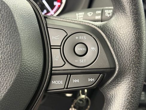 Certified 2025 Toyota RAV4 LE FWD image 26
