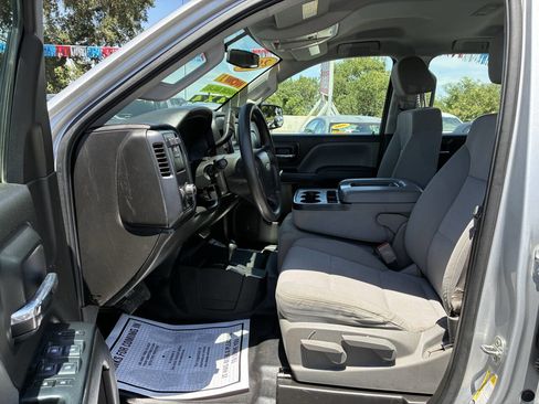 Used 2016 Chevrolet Silverado 2500 W/T AWD/4WD image 3