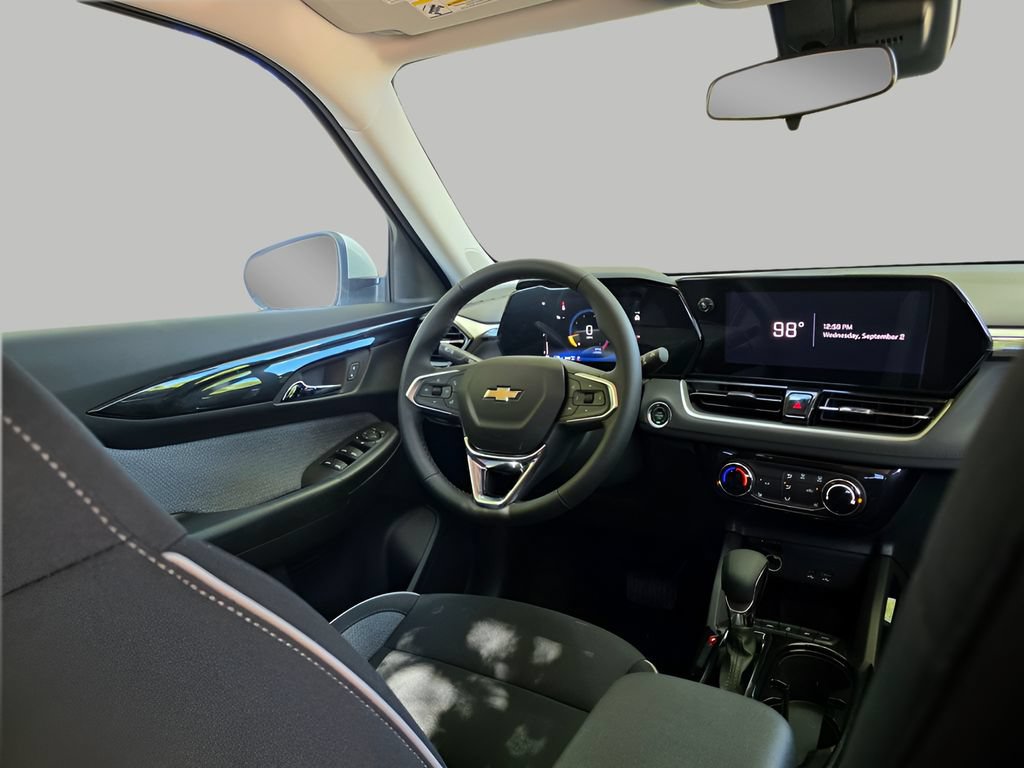 New 2026 Chevrolet TrailBlazer LT w/ LT Cold Weather Package AWD/4WD image 8