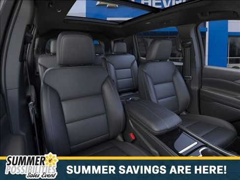 New 2026 Chevrolet Traverse LT w/ Sun and Wheel Package AWD/4WD image 16