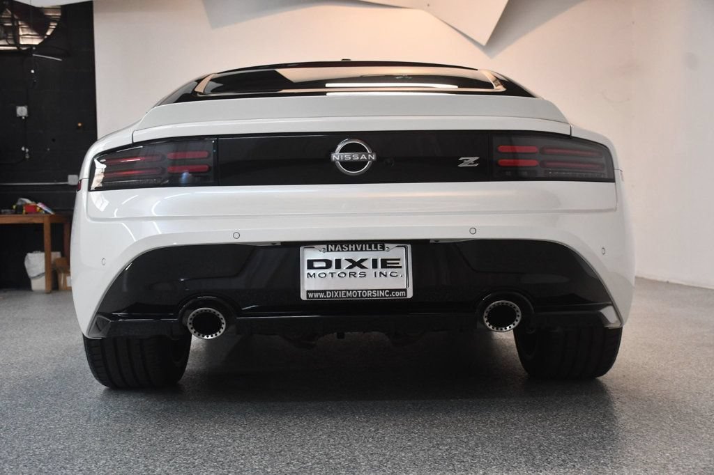 Used 2025 Nissan Z Performance w/ Floor Mat Package RWD image 16