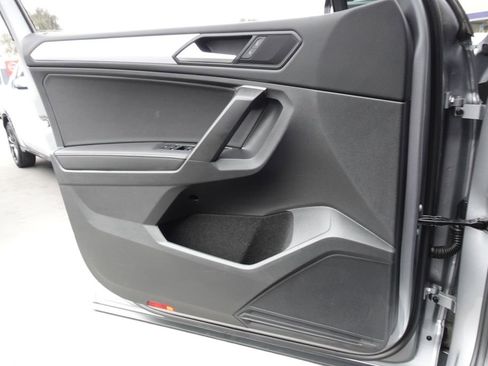 Used 2024 Volkswagen Tiguan S image 23