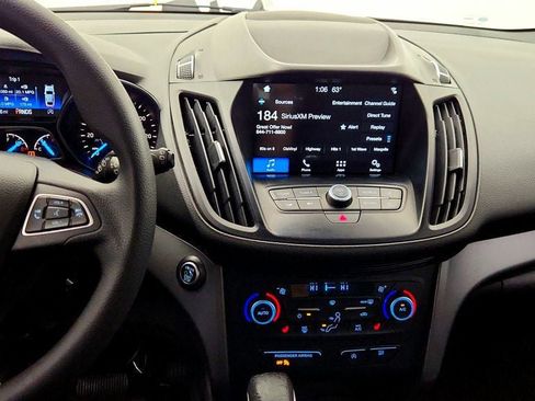 Used 2019 Ford Escape SE image 17