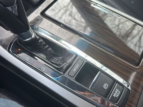 Used 2017 Acura RLX w/ Technology Package image 29