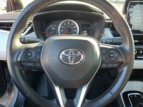 Used 2022 Toyota Corolla SE image 25