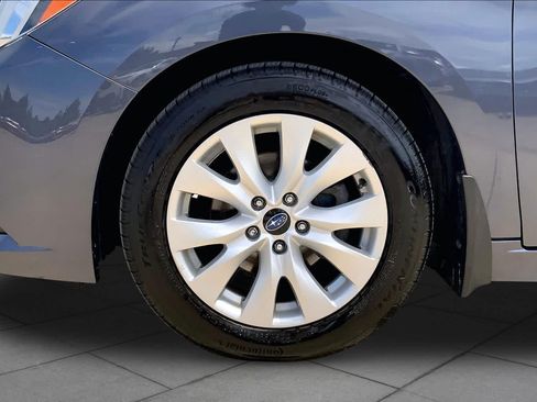 Used 2015 Subaru Legacy 2.5i Premium AWD/4WD image 11