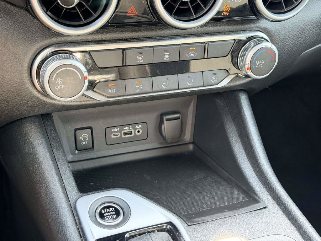 Used 2024 Nissan Sentra SV FWD image 19