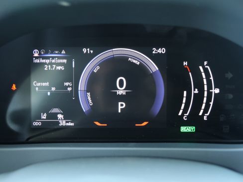 Used 2026 Lexus UX 300h FWD image 18