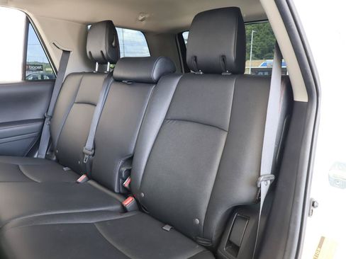Used 2021 Toyota 4Runner TRD Off-Road Premium w/ Moonroof Package AWD/4WD image 22