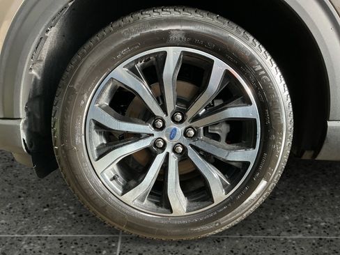 New 2026 Ford Explorer ST-Line image 14