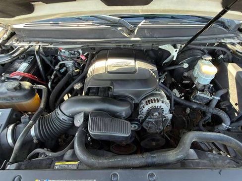 Used 2007 Chevrolet Tahoe LTZ w/ LTZ Preferred Equipment Group AWD/4WD image 35