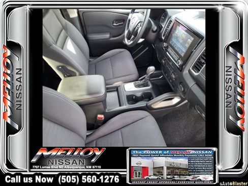 Used 2022 Nissan Frontier SV w/ Technology Package image 13