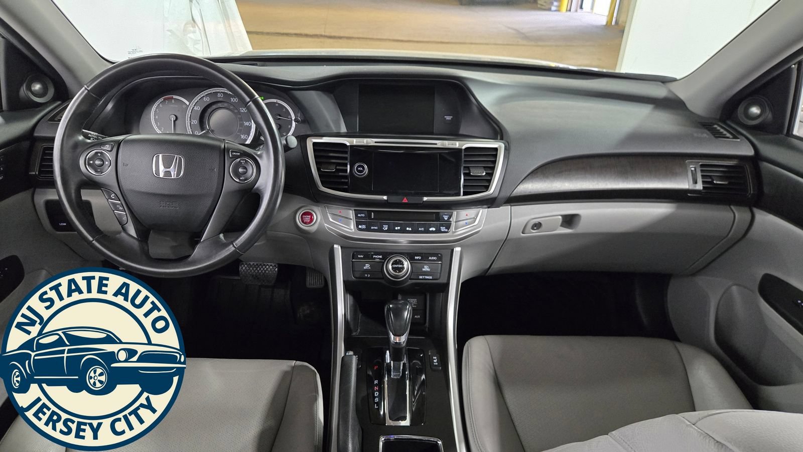Used 2015 Honda Accord EX-L image 30