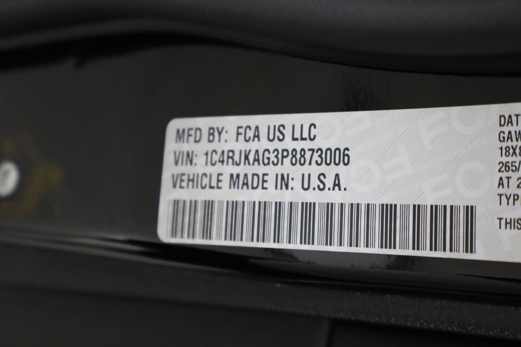 Used 2023 Jeep Grand Cherokee L Laredo AWD/4WD image 43