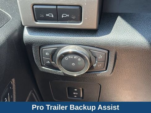 Used 2016 Ford F150 Lariat w/ Equipment Group 502A Luxury AWD/4WD image 20