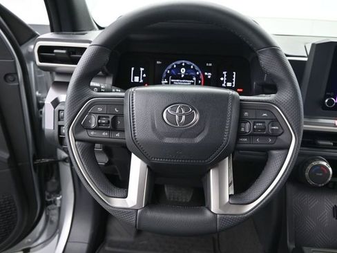 New 2026 Toyota 4Runner SR5 image 5