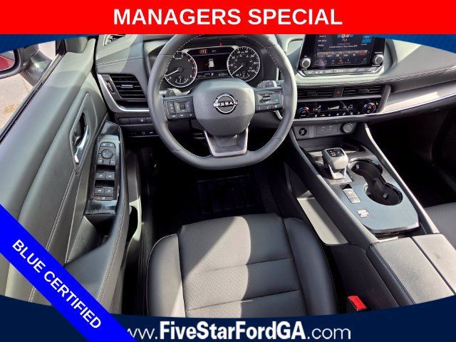 Used 2026 Nissan Rogue Dark Armor FWD image 8
