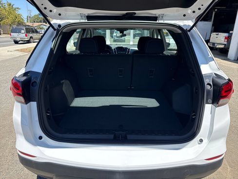 Used 2024 Chevrolet Equinox LS FWD image 20