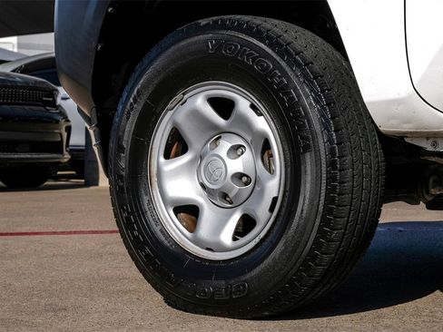 Used 2021 Toyota Tacoma SR image 49