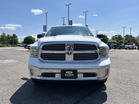 Used 2019 RAM 1500 Big Horn AWD/4WD image 9