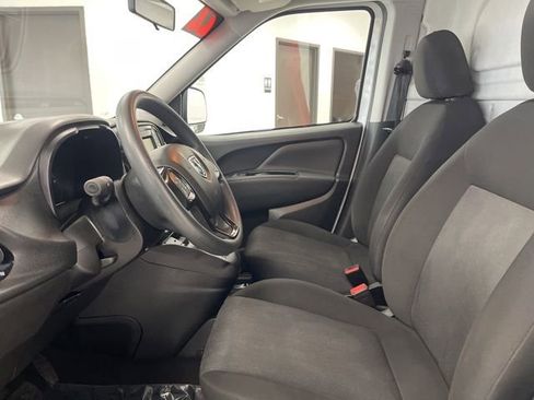 Used 2022 RAM ProMaster City Tradesman FWD image 3